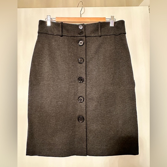 Vintage high waisted stretch pencil skirt. with oversized buttons. Anne Klein - Picture 1 of 5